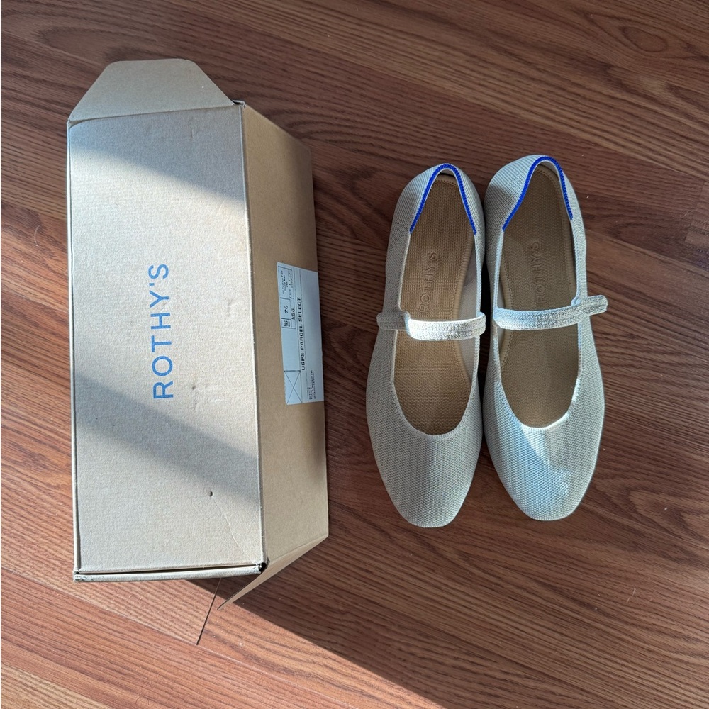 Rothy’s limited edition light gold metallic 9.5 square Mary Jane’s